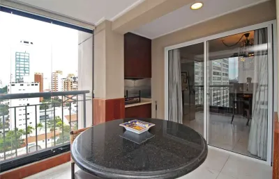 Apartamento a venda em moema junto a vila nova conceição - 315m²