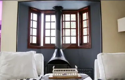 Sobrado a venda em  moema, com piscina e decoração muito aconchegante