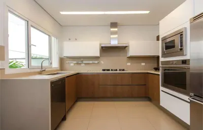 Casa em condomínio fechado com 5 quartos à venda na Rua Cristóvão Pereira, --, Campo Belo, São Paulo