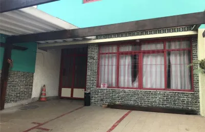 Sobrado comercial/residencial à venda de 319 m² em pinheiros de 3 quartos e 4 vagas.