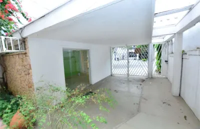 Casa comercial para alugar na Alameda dos Arapanés, --, Moema, São Paulo