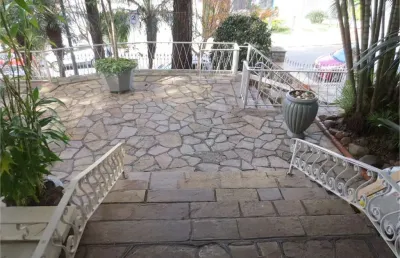 Casa com 4 quartos à venda na Rua Atibaia, --, Pacaembu, São Paulo