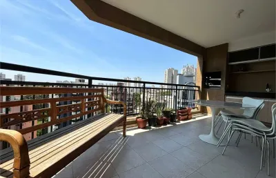 Apartamento de  136 m2 | 4 quartos | 4 vagas |  varanda gourmet