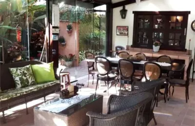 Casa com 6 quartos à venda na Praça Conde de Barcelos, --, Alto de Pinheiros, São Paulo
