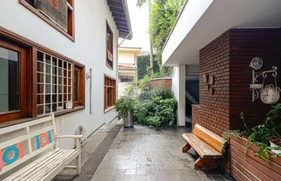 Casa com 4 quartos à venda na Rua Principado de Mônaco, --, Pacaembu, São Paulo