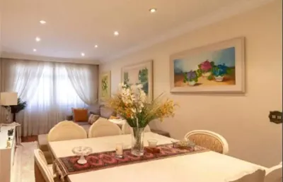 Casa com 3 quartos à venda na Rua Gil Fernandes, --, Saúde, São Paulo