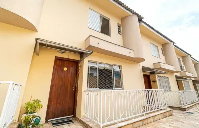 Casa em condomínio fechado com 3 quartos à venda na Rua Traituba, --, Saúde, São Paulo
