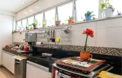 Apartamento em pinheiros para vencda com 145m² 3 dorm