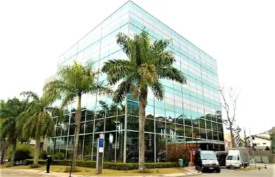 Oportunidade para investidores: excelente imóvel comercial com renda.