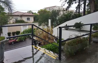 Casa comercial à venda na Rua Atibaia, --, Pacaembu, São Paulo