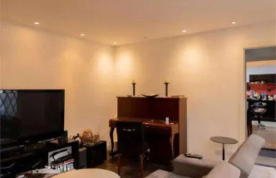 Sobrado com 2 dormi e 3 vagas, 230m² no planalto paulista