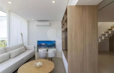 Apartamento com 2 quartos à venda na Rua Mourato Coelho, --, Pinheiros, São Paulo