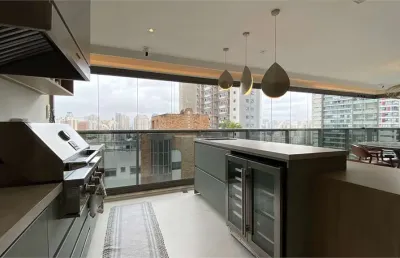 Apartamento em andar alto authentique campo belo venda compra reformado 4 vagas