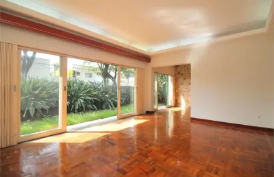 Casa com 3 quartos à venda na Rua Iraúna, --, Moema, São Paulo