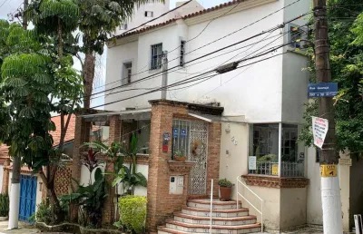 Casa com 3 quartos à venda na Rua Comendador João Gabriel, --, Mirandópolis, São Paulo