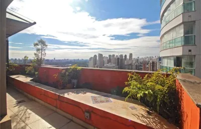 Cobertura única, 404 mts., com vista deslumbrante para o ibirapuera