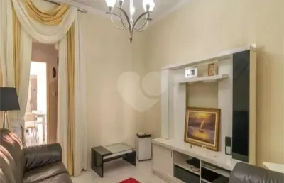 Casa com 2 quartos à venda na Rua Girassol, --, Vila Madalena, São Paulo