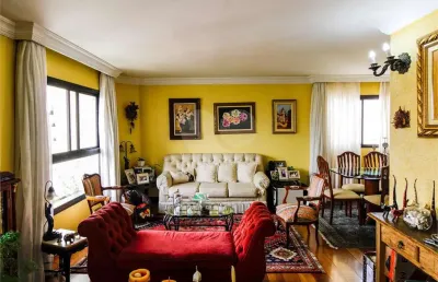 Apartamento 170 m² em perdizes, 04 dormitórios sendo 02 suítes e 03 vagas de garagem individuais.