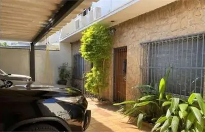 Casa  com 300m², 4 dormitórios e 4 vagas no brooklin.