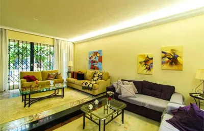 Casa para venda na vila mariana 3 suítes rua tranquila