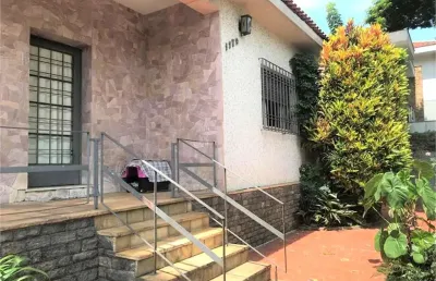 Casa térrea à venda de 258 m² na vila clementino com 3 quartos sendo 1 suite e 2 vagas.