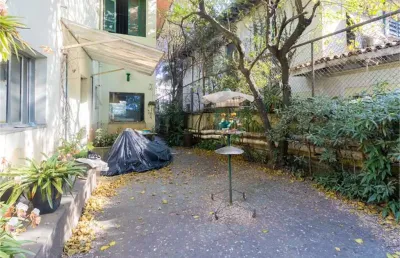 Casa com 4 quartos à venda na Rua Itapemirim, --, Pacaembu, São Paulo