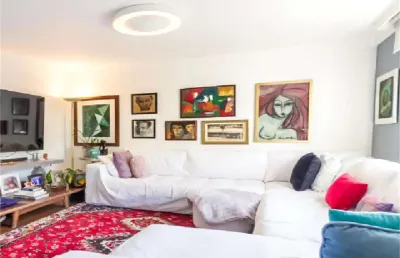 Apartamento à venda de 110 m² nos jardins com 3 quartos sendo 1 suíte e 1 vaga.
