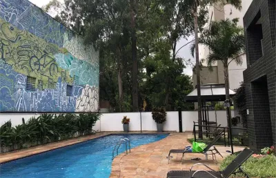 Duplex em pinheiros, conta com 107 m². com duas vagas