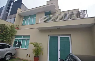 Próximo à berrini, sobrado comercial, semi novo, 220 m², 4 vagas / ar condicionado / gerador