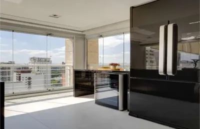 Apartamento padrão, living com pé direito duplo, mobiliado e reformado em moema índios