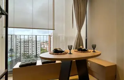 Apartamento novíssimo - 1a. locação com 37 m2, sala, sacada, 1 dormitório.