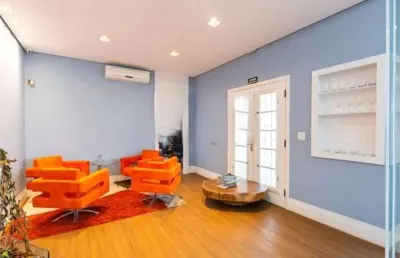 Casa com 5 quartos à venda na Rua Itajobi, --, Pacaembu, São Paulo