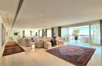Apartamento em andar alto de 500m² 3 suítes, terraço, 5 vagas em higienópolis