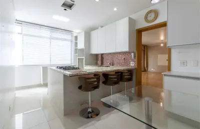 Colado ao parque buenos aires / reformado / 3 dorm. (1 suíte) / 1 vaga / sala c/ janelão
