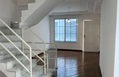 Casa em condomínio fechado com 3 quartos à venda na Rua dos Caciques, --, Vila Clementino, São Paulo