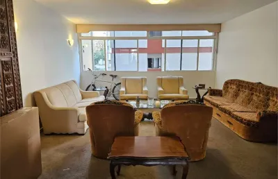 Apartamento nos jardins com 3 dormitorios , sendo 1 suite