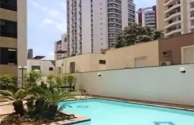 Apartamento com 196 m2, 4 dormitórios (2 suítes) e 2 vagas de garagem, a venda em moema