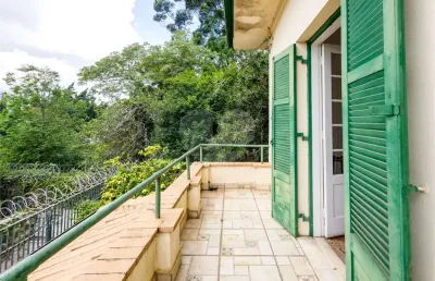 Charmosa casa no pacaembú com 4 quartos, vista e muito quintal
