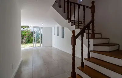 Sobrado moema pássaros 172 m² 3 quartos 1 suíte e 2 vagas