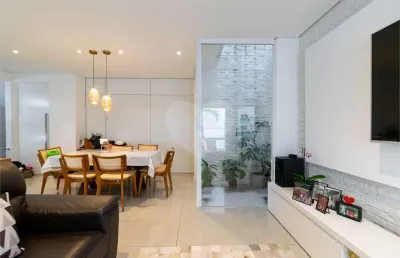 Casa comercial à venda na Avenida Sabiá, --, Moema, São Paulo