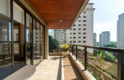 Apartamento à venda em moema passáros - 211m² com 3 suítes e 3 vagas