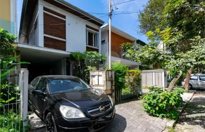 Casa com 3 quartos à venda na Rua Bryaxis, --, Vila Nova Conceição, São Paulo