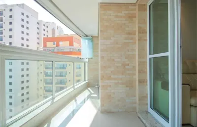3 suítes, varanda, área gourmet, 3 vagas, deposito, condomínio com lazer completo a 650m do metrô