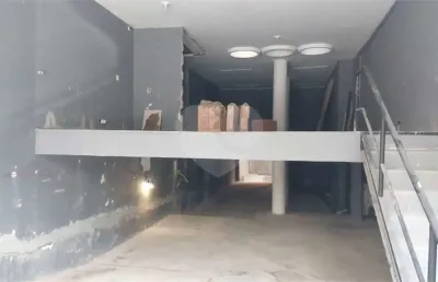 Casa comercial para alugar na Rua Barão de Tatuí, --, Santa Cecília, São Paulo
