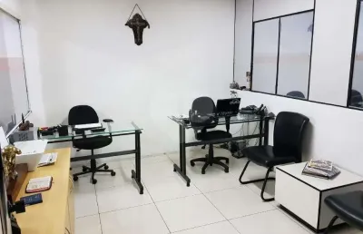 Barracão / Galpão / Depósito à venda na Avenida Moreira Guimarães, --, Moema, São Paulo