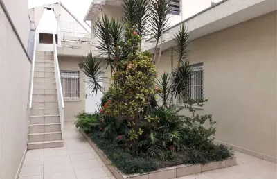 Casa a venda no brooklin com 03 dormitórios, sendo 01 suíte e 02 vagas.