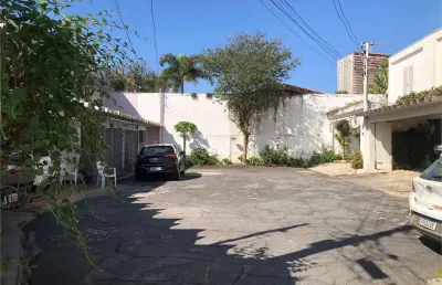 Casa com 3 quartos para alugar na Travessa Andréa Adolfati, --, Brooklin, São Paulo