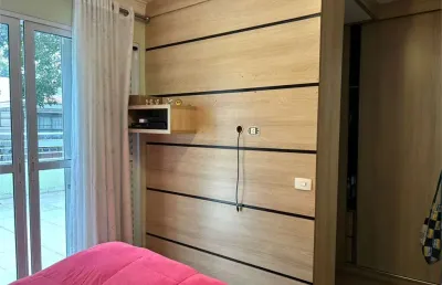 Sobrado de 214m² em local seguro no planalto paulista.