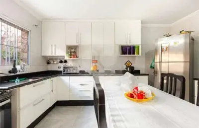 Casa com 3 quartos à venda na Rua Engenheiro Francisco Azevedo, --, Pompéia, São Paulo
