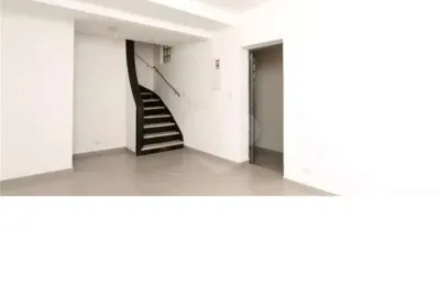 Casa com 3 quartos para alugar na Travessa Umberto Bignardi, --, Paraíso, São Paulo